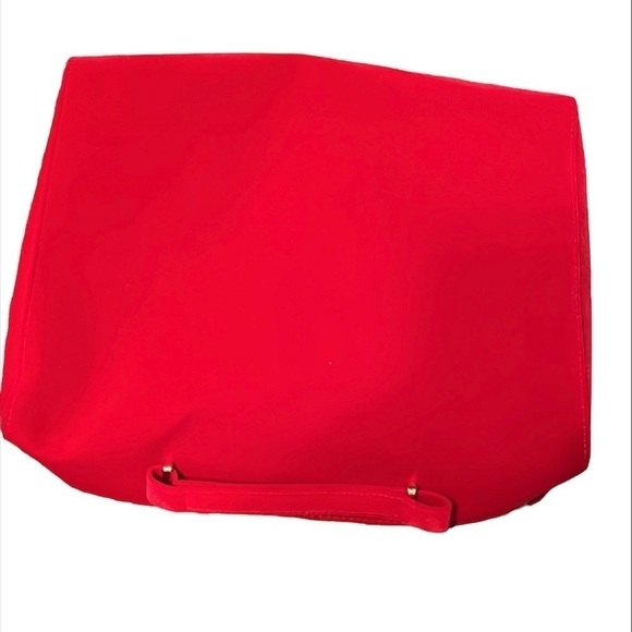 ESTEE LAUDER RED VELVET 13x10 BOW DETAIL TRAVEL ZIP BAG - Picture 2 of 3